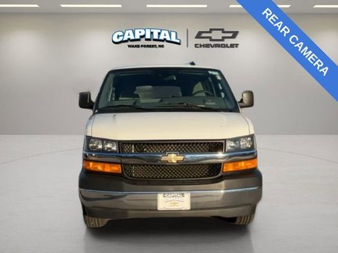 Used 2024 Chevrolet Express 3500 LT w/ LT Preferred Equipment Group image 4