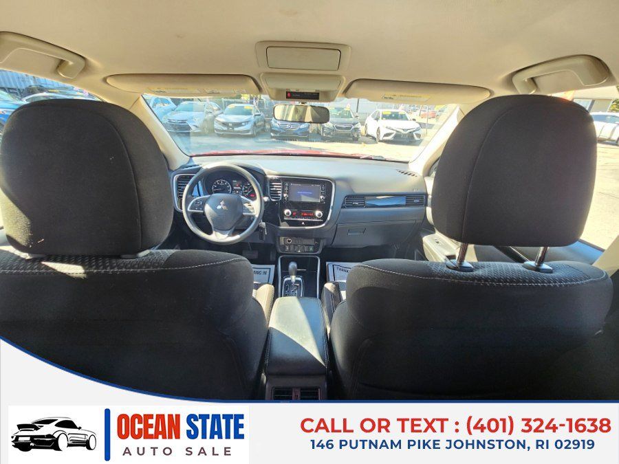 Used 2020 Mitsubishi Outlander ES AWD/4WD image 18