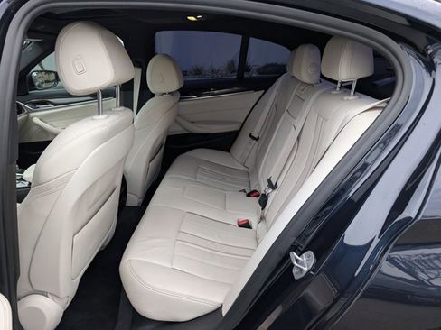 Used 2018 BMW 540i image 18