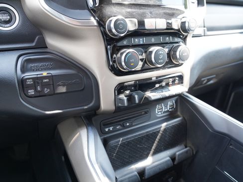 Used 2019 RAM 2500 Laramie AWD/4WD image 30