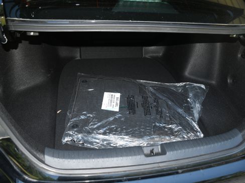 Used 2024 Honda Accord Sport image 19