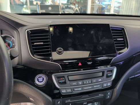 Used 2021 Honda Pilot Black Edition image 7