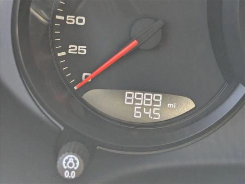 Used 2024 Porsche 718 Boxster image 11