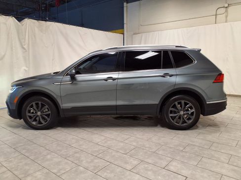 Used 2023 Volkswagen Tiguan SE image 6