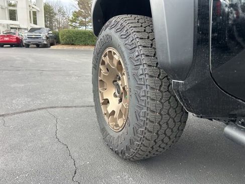 New 2025 Toyota Tacoma 4x4 Double Cab Hybrid image 11