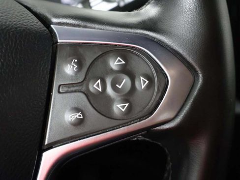 Used 2023 Chevrolet Traverse LT w/ LPO, Floor Liner Package AWD/4WD image 41