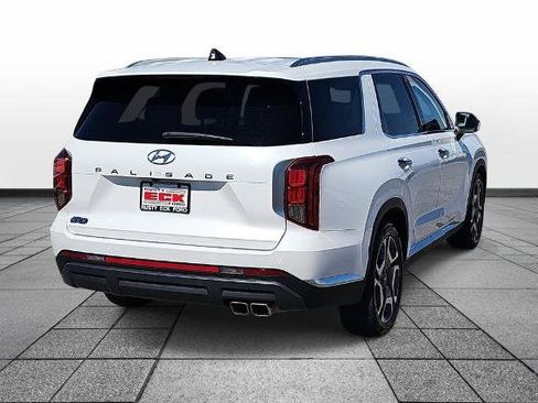 Used 2024 Hyundai Palisade Limited FWD image 5