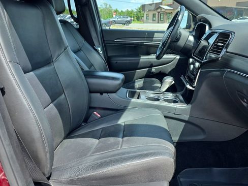 Used 2020 Jeep Grand Cherokee Limited w/ Luxury Group II RWD image 30