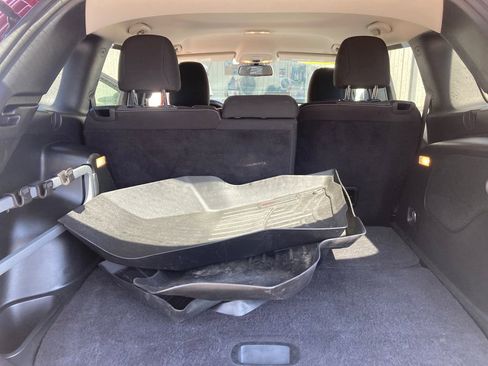 Used 2018 Jeep Cherokee Latitude AWD/4WD image 26