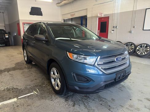 Used 2016 Ford Edge SE image 1