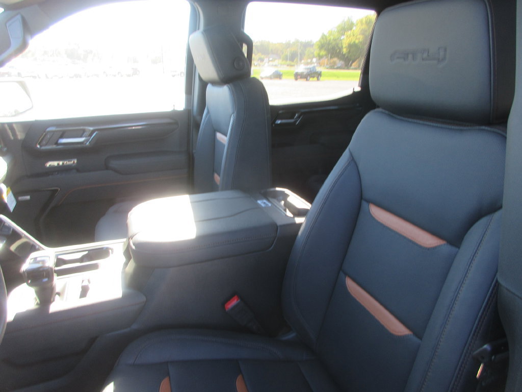 New 2026 GMC Sierra 1500 AT4 w/ AT4 Premium Package AWD/4WD image 12