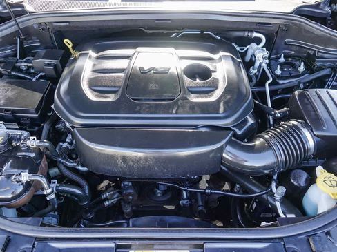 Used 2019 Dodge Durango GT image 25