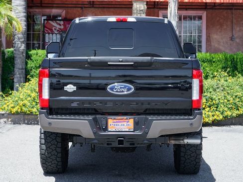 Used 2017 Ford F250 King Ranch w/ King Ranch Ultimate Package image 8