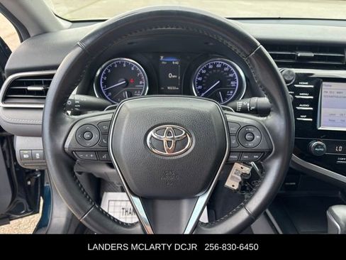 Used 2019 Toyota Camry SE image 21
