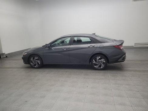 Used 2025 Hyundai Elantra Sport FWD image 3