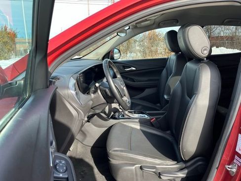 Used 2024 Buick Encore GX Sport Touring image 14