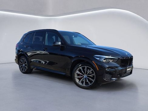 Used 2023 BMW X5 xDrive40i w/ M Sport Package image 2