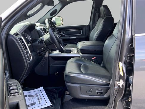 Used 2018 RAM 3500 Laramie Longhorn AWD/4WD image 8