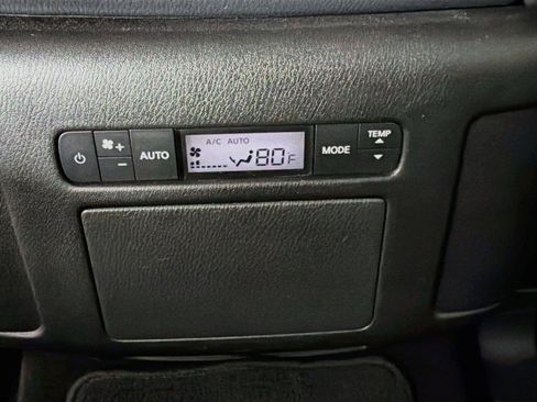 Used 2024 Nissan Armada SV AWD/4WD image 28