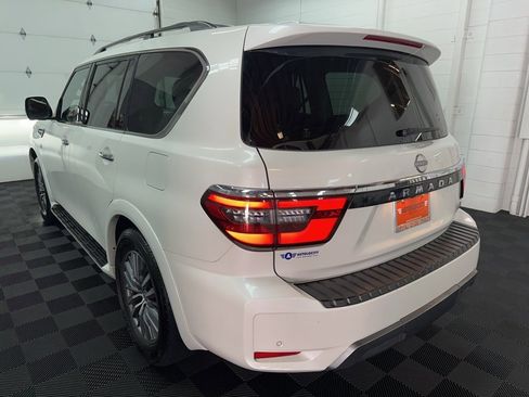 Used 2022 Nissan Armada SL w/ Captain's Chairs Package image 7