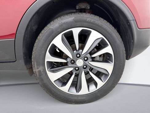 Used 2021 Buick Encore Preferred FWD image 23