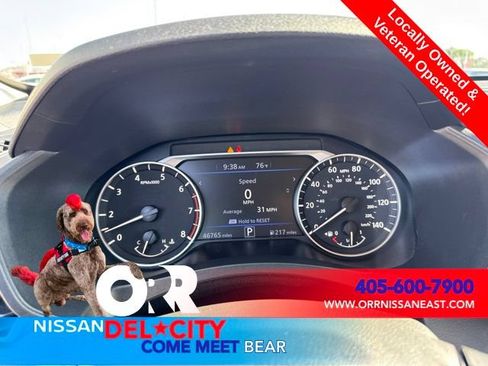 Used 2025 Nissan Altima 2.5 SV FWD image 21