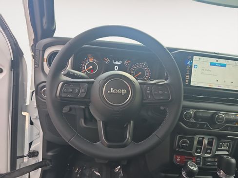 Certified 2026 Jeep Wrangler Sport AWD/4WD image 13