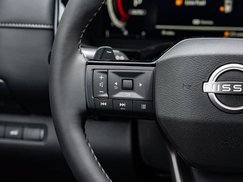 New 2026 Nissan Pathfinder SL AWD/4WD image 14
