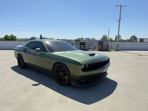 Used 2020 Dodge Challenger R/T w/ Blacktop Package RWD image 4