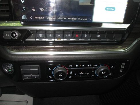 Used 2025 Chevrolet Silverado 3500 LT w/ All Star Edition AWD/4WD image 19