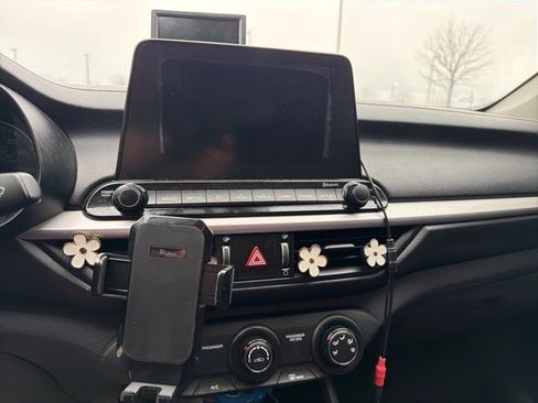 Used 2021 Kia Forte LXS image 10