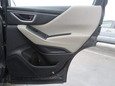 Used 2022 Subaru Forester image 40