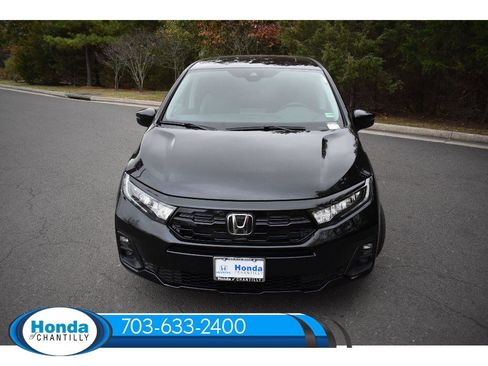 New 2026 Honda Odyssey Touring image 3