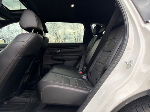 Used 2025 Honda CR-V Sport-L image 13