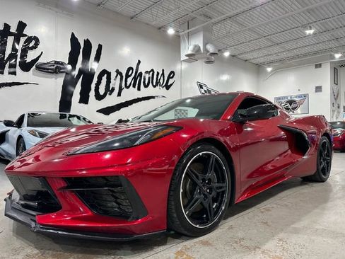 Used 2021 Chevrolet Corvette Stingray Preferred Cpe w/ Z51 Performance Package RWD image 25
