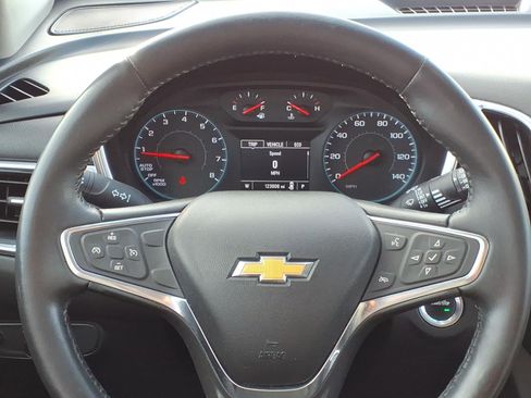 Used 2018 Chevrolet Equinox LT image 7