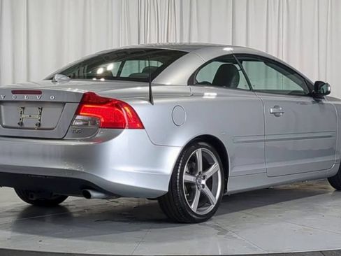Used 2011 Volvo C70 T5 FWD image 9