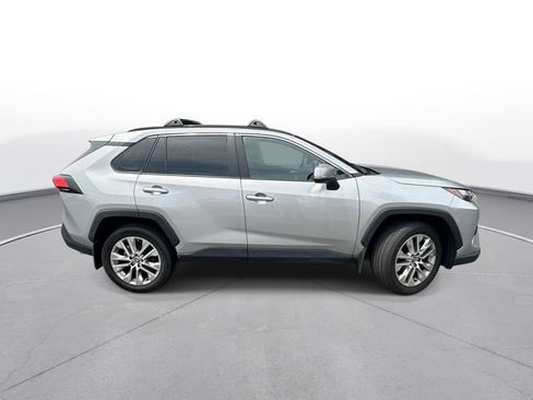 Used 2024 Toyota RAV4 XLE Premium FWD image 5
