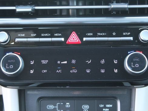 New 2026 Hyundai Tucson Limited AWD/4WD image 23