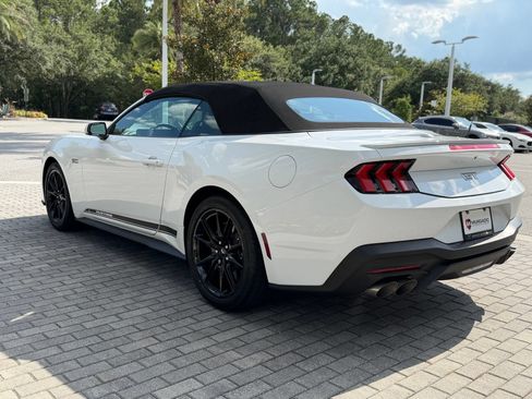 Used 2025 Ford Mustang GT Premium RWD image 24