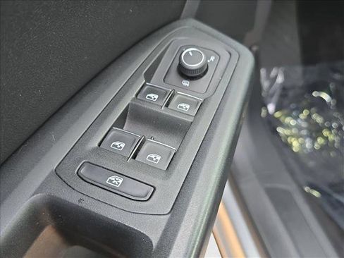 Used 2018 Volkswagen Atlas SE image 9