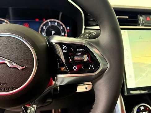 Used 2024 Jaguar XF R-Dynamic SE image 20