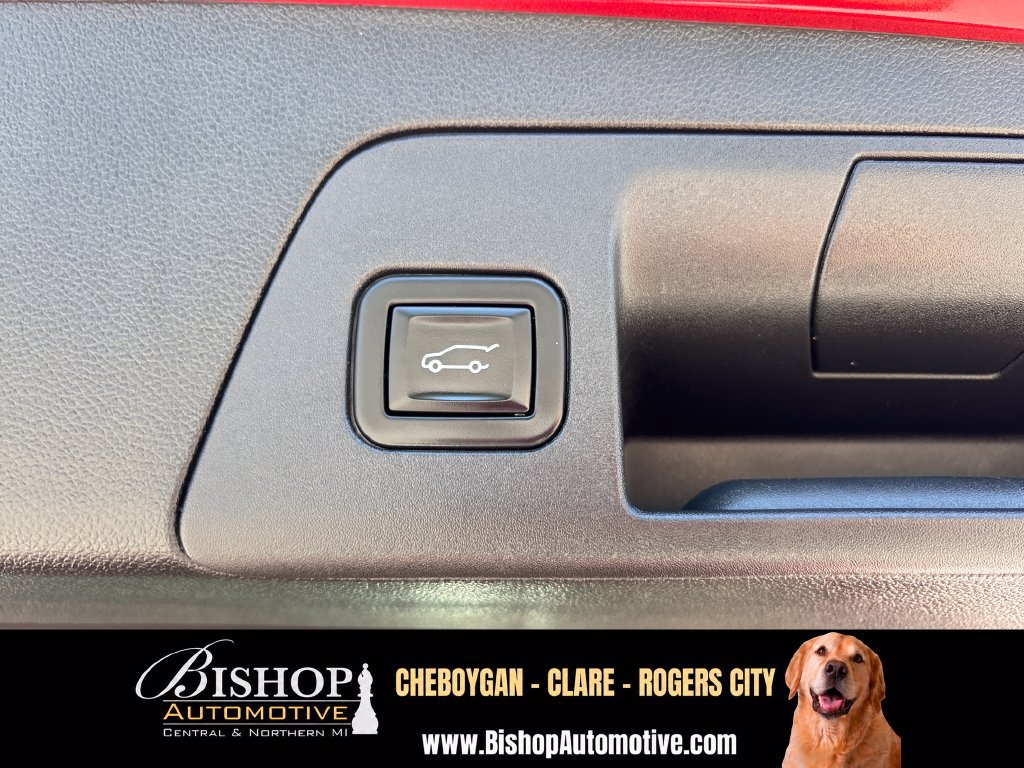 Used 2023 Buick Envision Essence AWD/4WD image 13