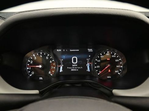 Used 2025 Jeep Compass Limited AWD/4WD image 9