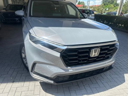 Used 2023 Honda CR-V EX image 10