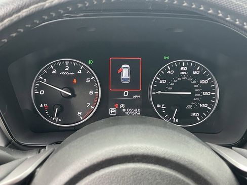 Used 2025 Subaru Outback Premium image 7