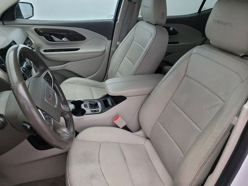 Used 2019 GMC Terrain Denali w/ Advanced Safety Package image 17