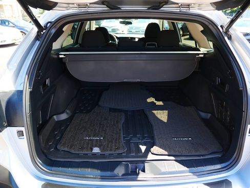 Used 2020 Subaru Outback Premium AWD/4WD image 21