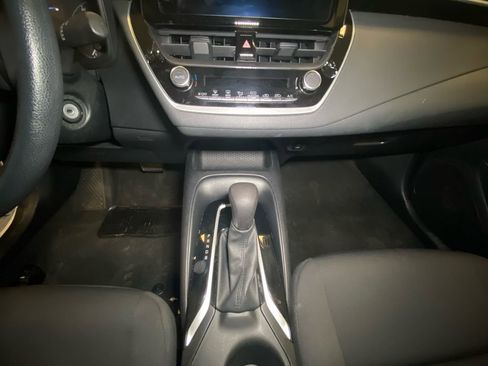 Used 2023 Toyota Corolla LE image 11