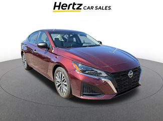 Used 2025 Nissan Altima 2.5 SV video 1